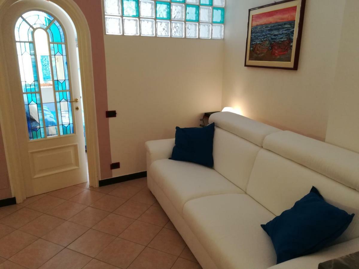 蒙特罗索阿尔马雷Casa Del Carugio公寓 外观 照片